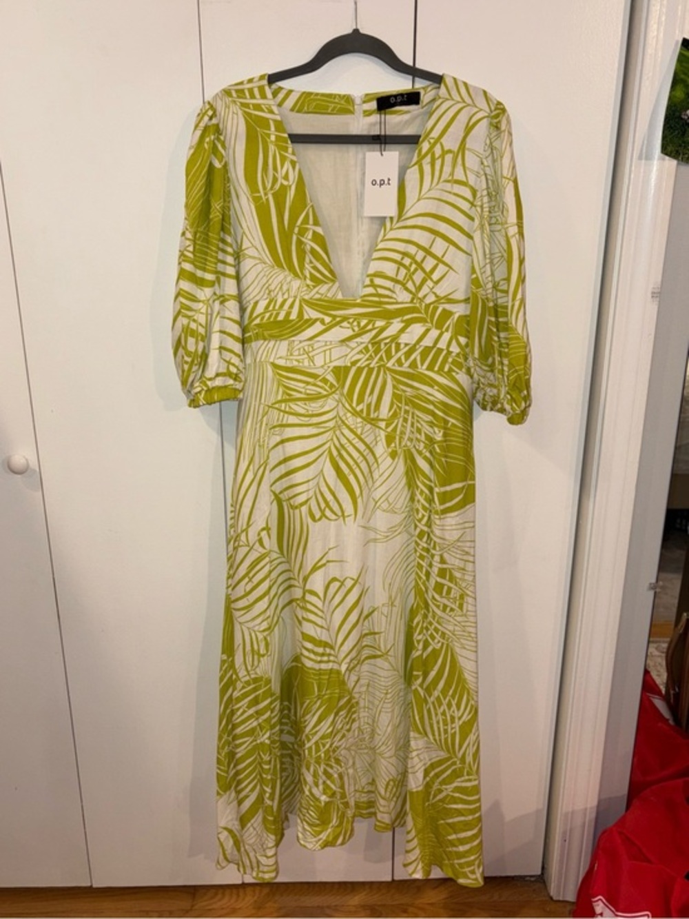 NWT O.P.T. Waltz Dress - plunging neckline - puff sleeves - Tropical Summer -XL